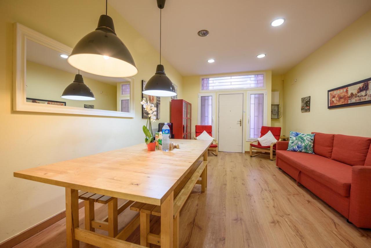 Ramblasrentals Chic & Spacious Flat Pool Table 15M Ramblas - Parking - Wifi Барселона Екстериор снимка