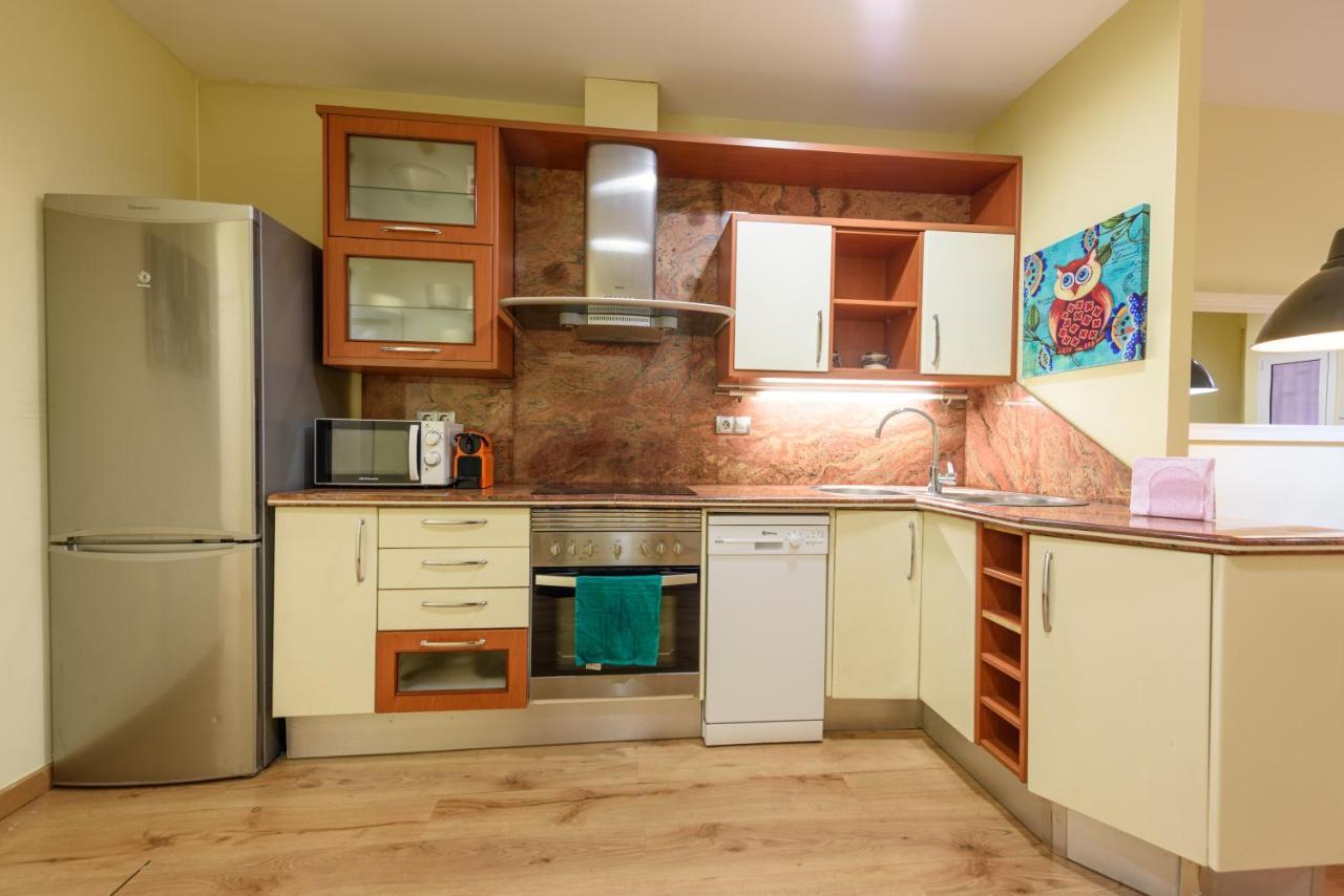 Ramblasrentals Chic & Spacious Flat Pool Table 15M Ramblas - Parking - Wifi Барселона Екстериор снимка